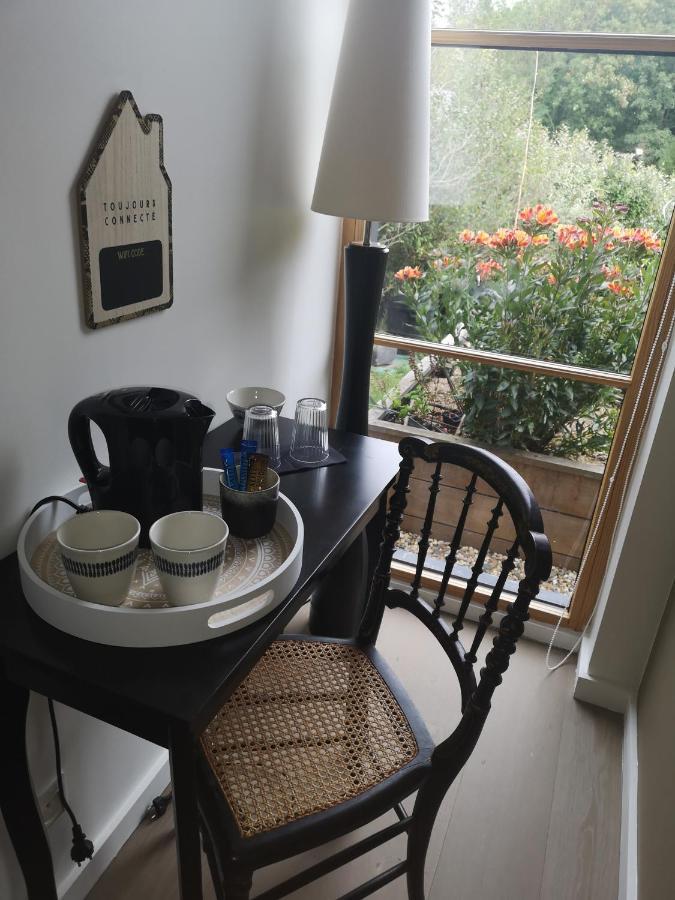 La Pause Bed & Breakfast Surville  Exterior photo