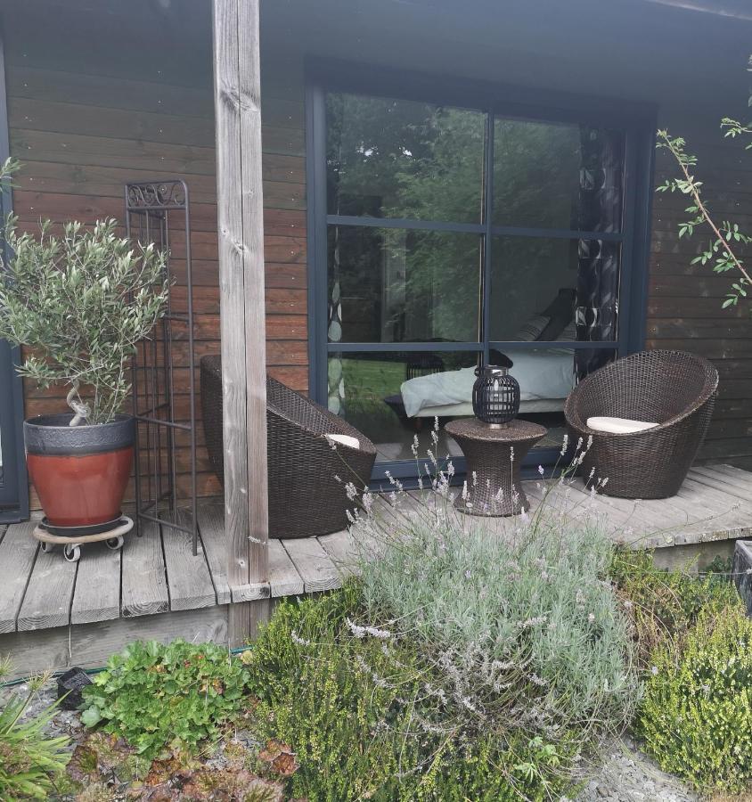 La Pause Bed & Breakfast Surville  Exterior photo